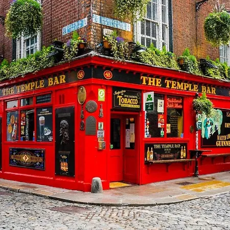 Отель The Camden Street 2*