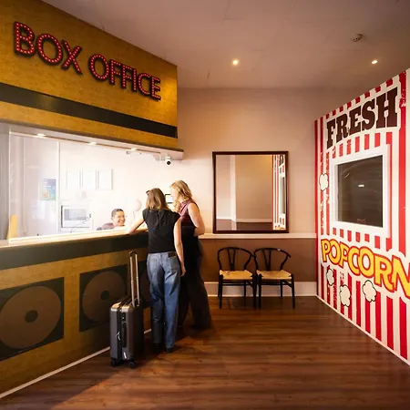 Szálloda The Camden Street 2*